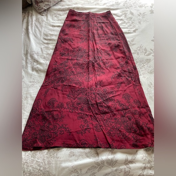 Vintage Harold’s Red Black Floral Midi Skirt Rayon Whimsigoth Witch Vamp Goth - Picture 7 of 8